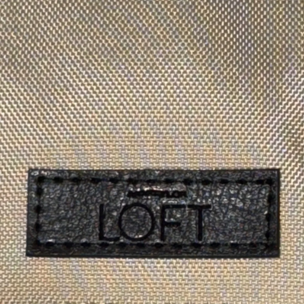 LOFT Cream and Black Travel wristlet Wallet